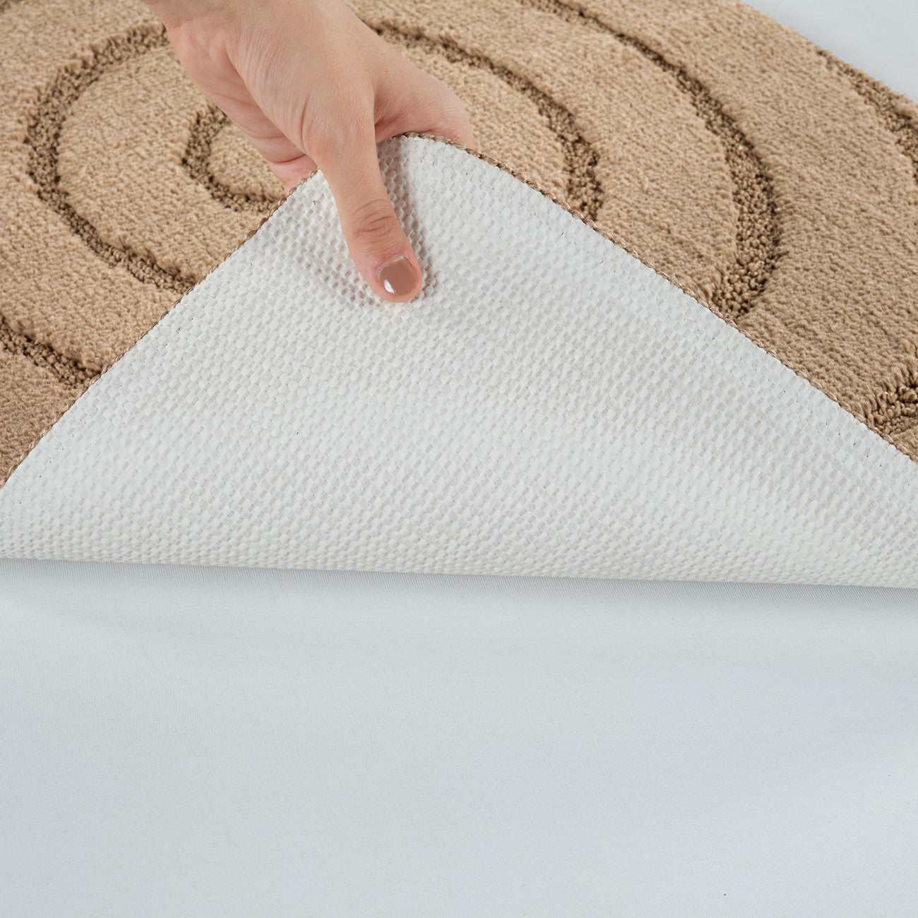 APRIL 2 Piece Machine Washable Non-Slip Brown Bathroom Rug Set Detail
