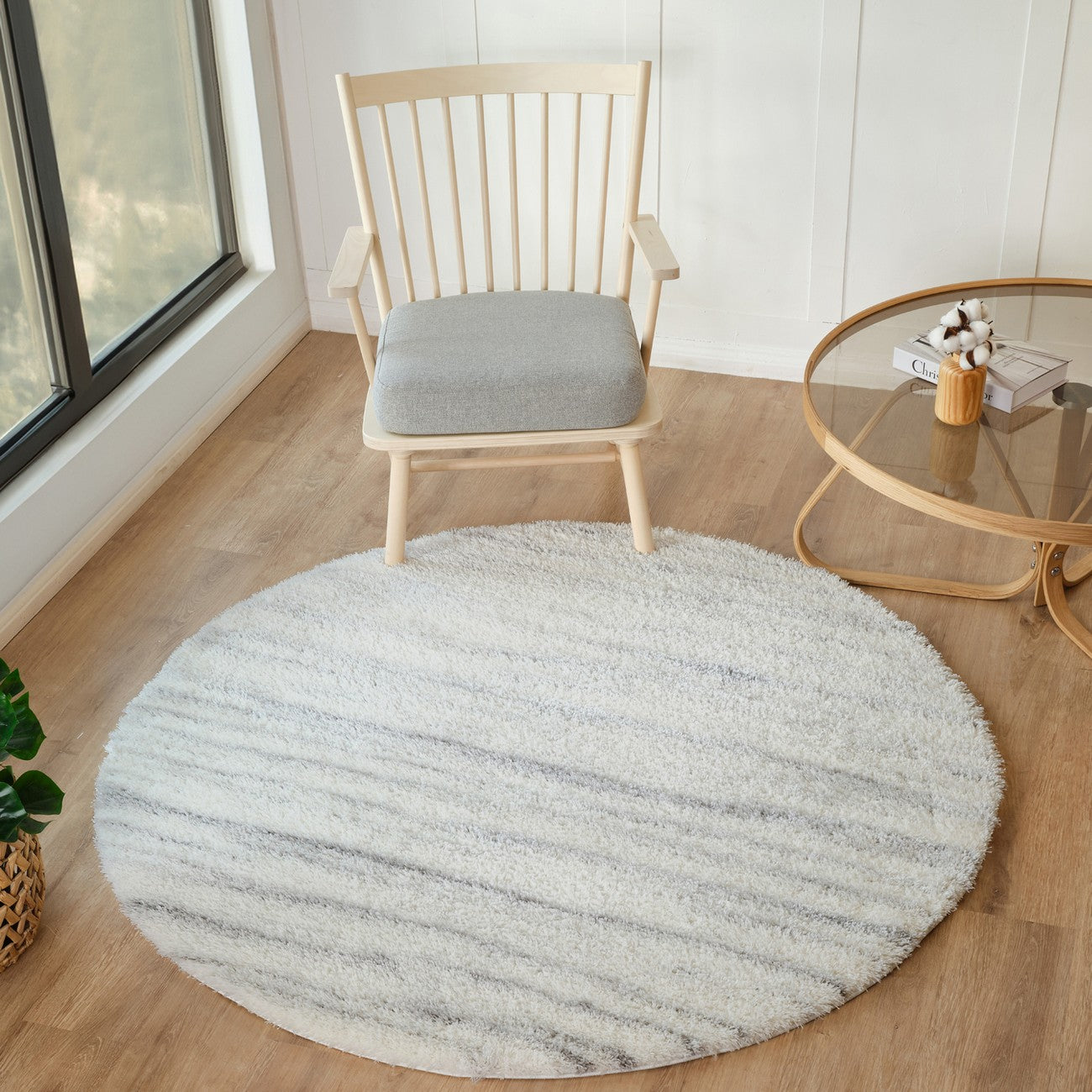 ADLEY Round Shaggy Modern Plush Pile Light Grey Area Rug Roomscene