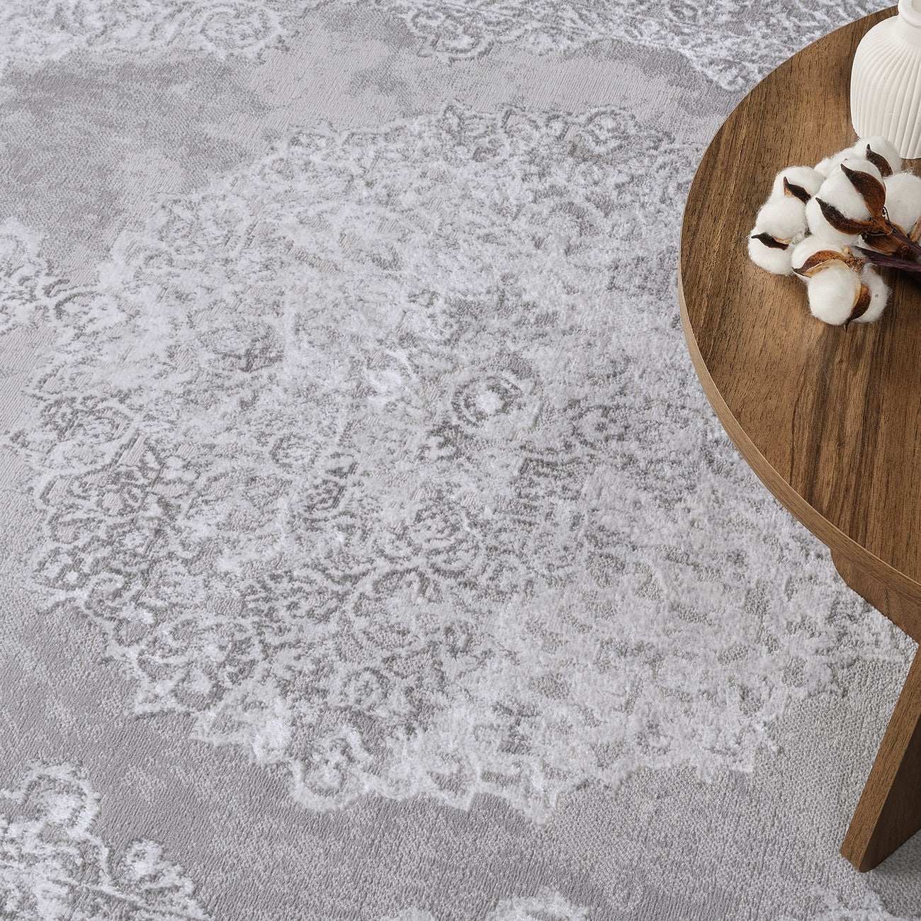 DEFNE Vintage Traditional Oriental Boho White/Grey Area Rug Styleshot