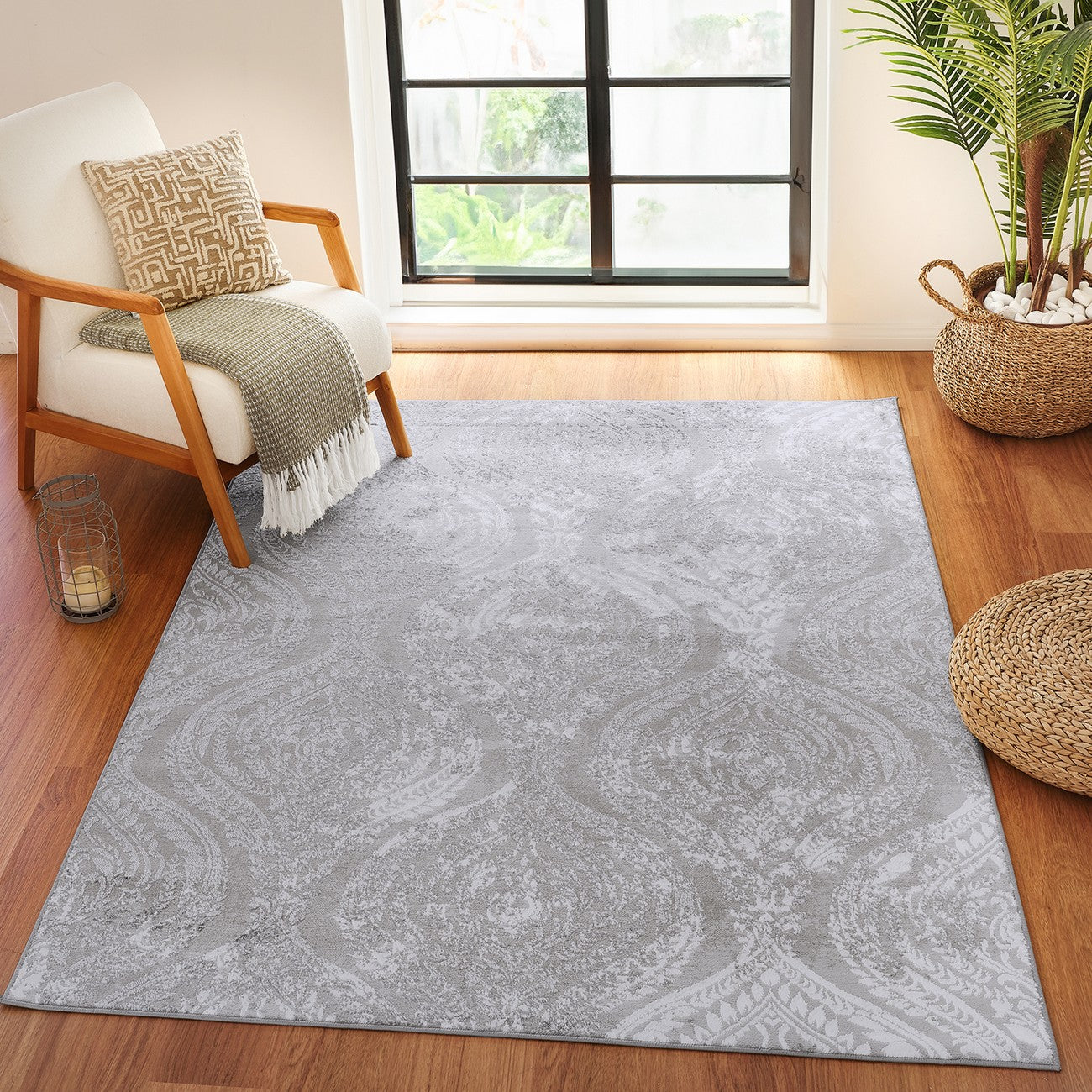 INGRID Vintage Traditional Oriental Boho Beige/White Area Rug Roomscene
