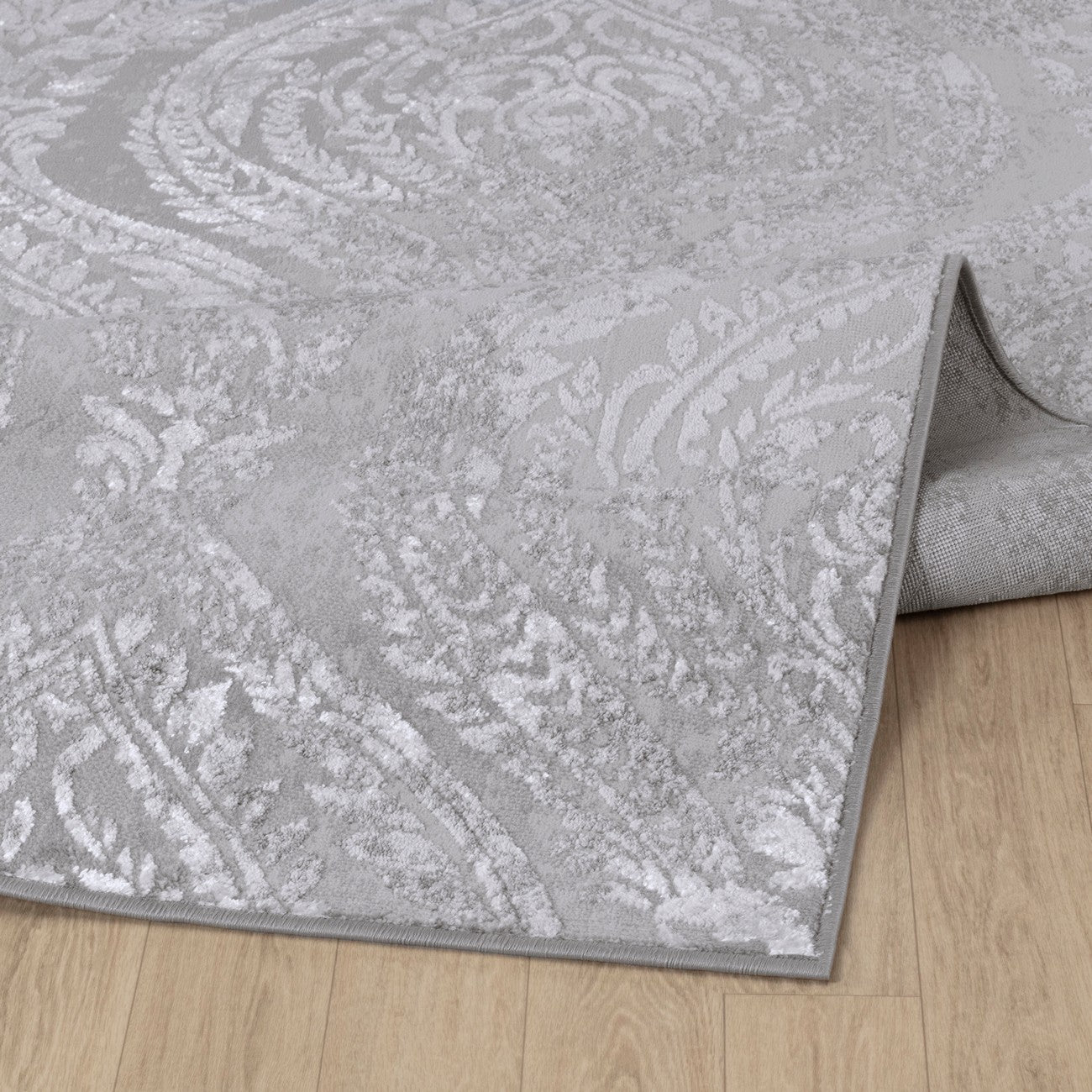 INGRID Vintage Traditional Oriental Boho Beige/White Area Rug Fold