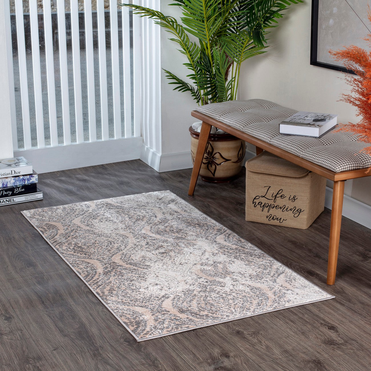 INGRID Vintage Traditional Oriental Boho White/Grey Area Rug Roomscene