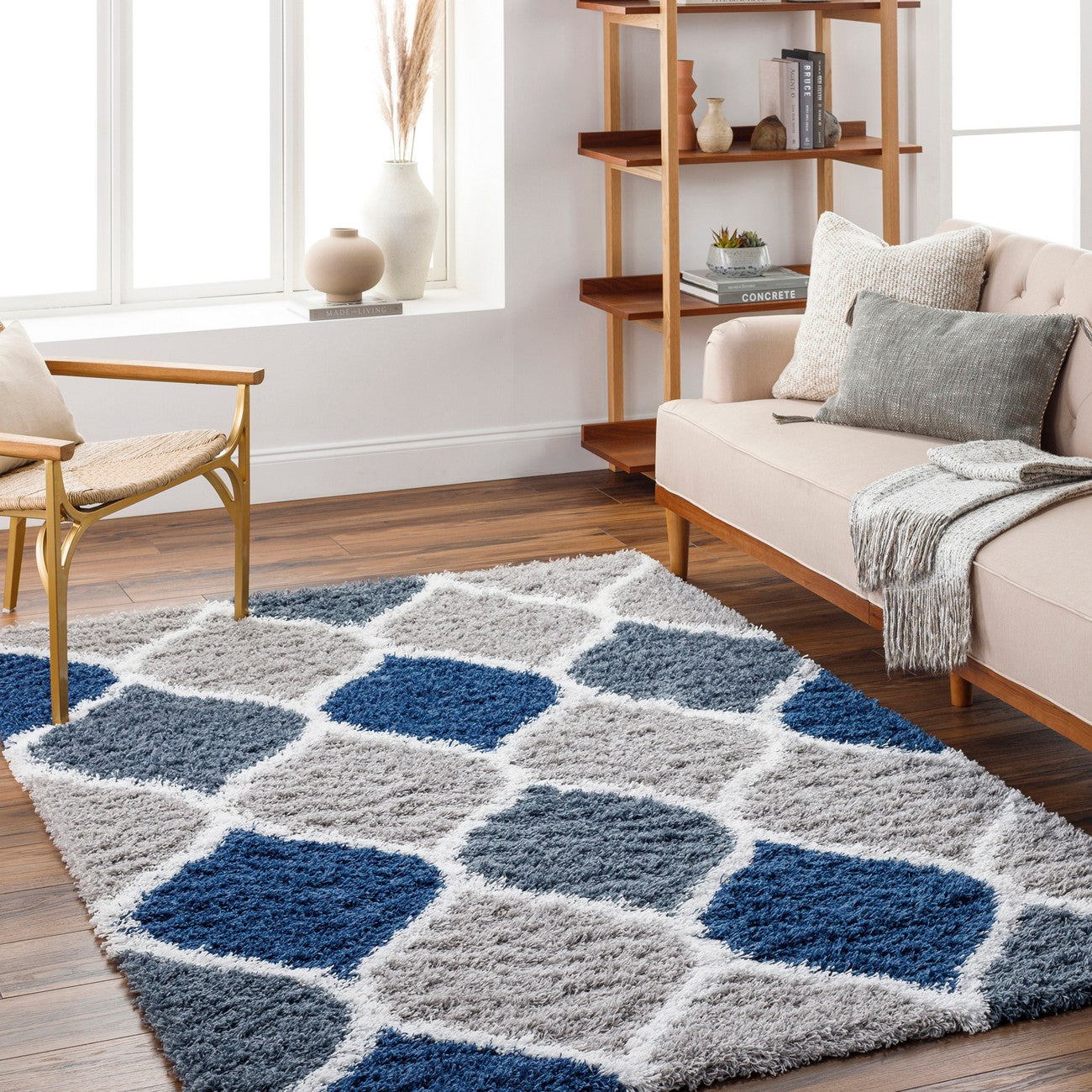 JUDY Shaggy Cottage Plush Pile Light Grey Area Rug Roomscene