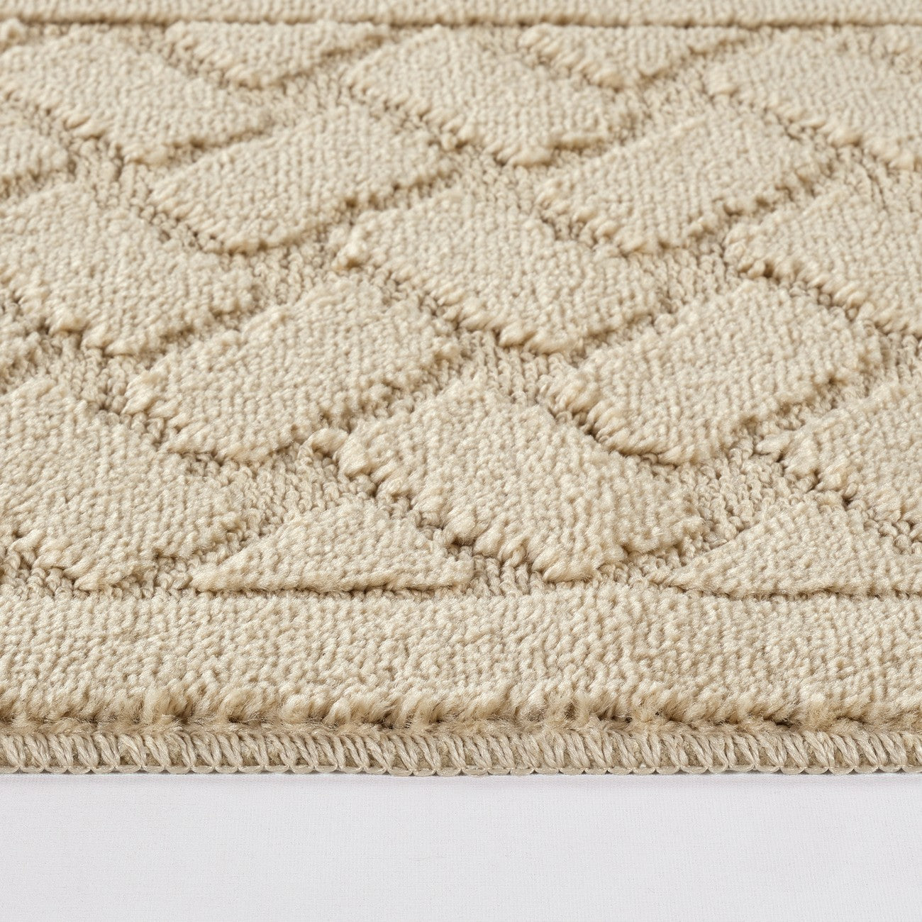 NILAH 2 Piece Machine Washable Non-Slip Light Beige Bathroom Rug Set Texture