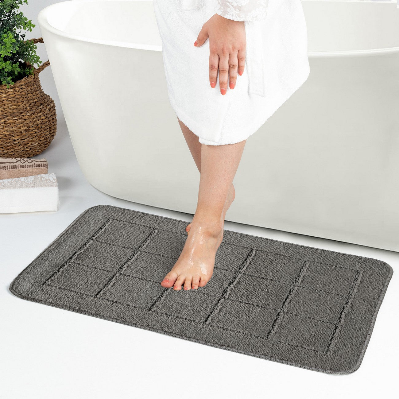 NOELLE 2 Piece Machine Washable Non-Slip Dark Grey Bathroom Rug Set Roomscene