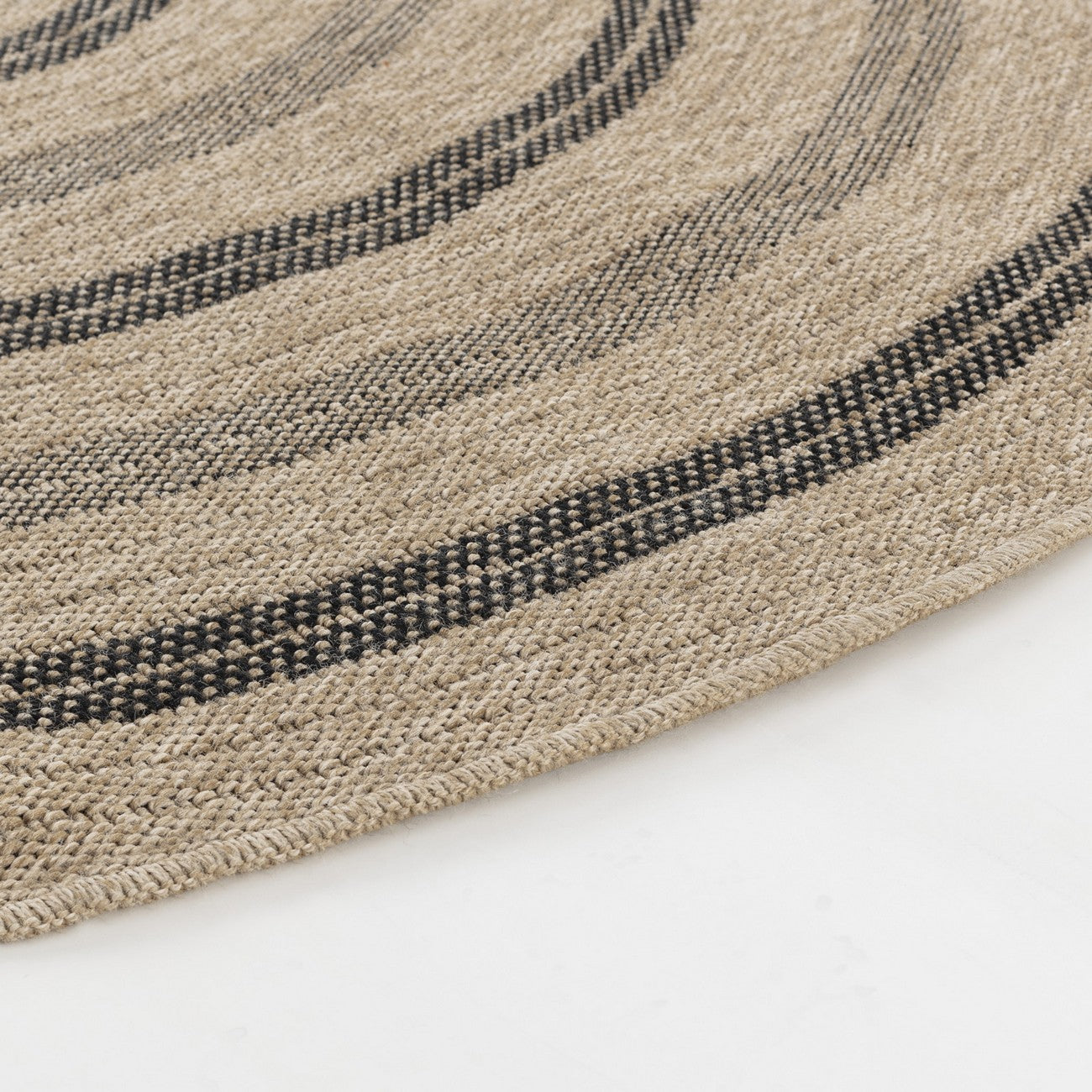 RHONDA Round Indoor & Outdoor Cottage Jute-Look Beige/Black Area Rug Texture