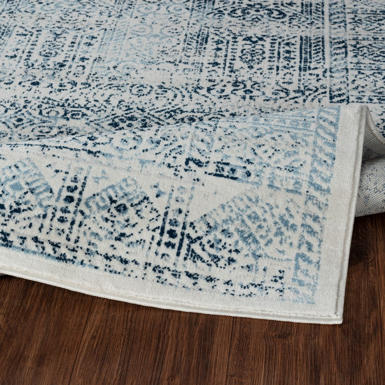 DANIA Vintage Traditional Oriental Boho Blue/White Area Rug