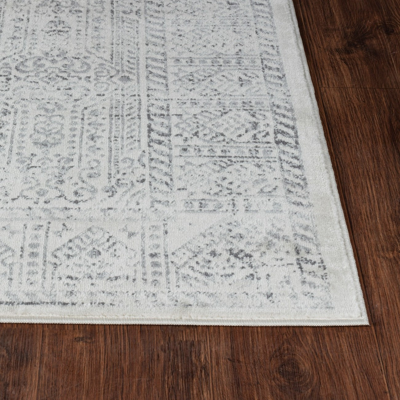 DANIA Vintage Traditional Oriental Boho Grey/Ivory Area Rug Front