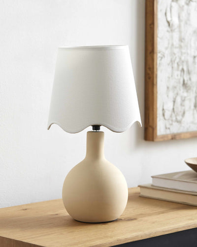 Atenxoxola Cream Ceramic Table Lamp