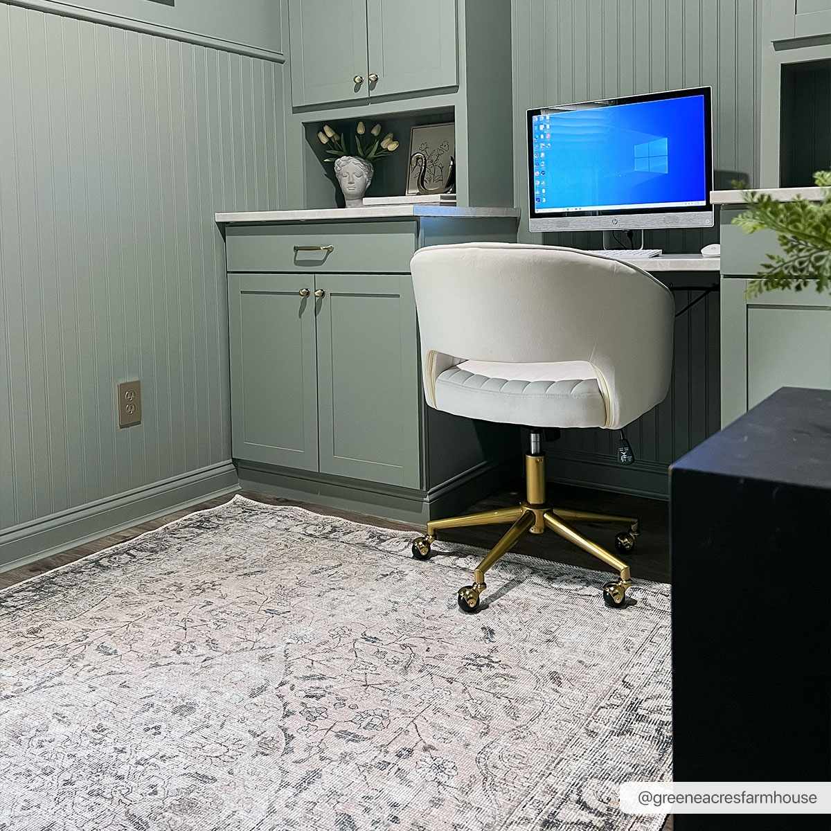 INDIGO Machine Washable Traditional Boho Blush Area Rug