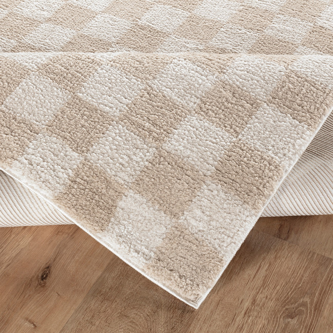 IZALINE Machine Washable Modern Shaggy Beige Area Rug Fold