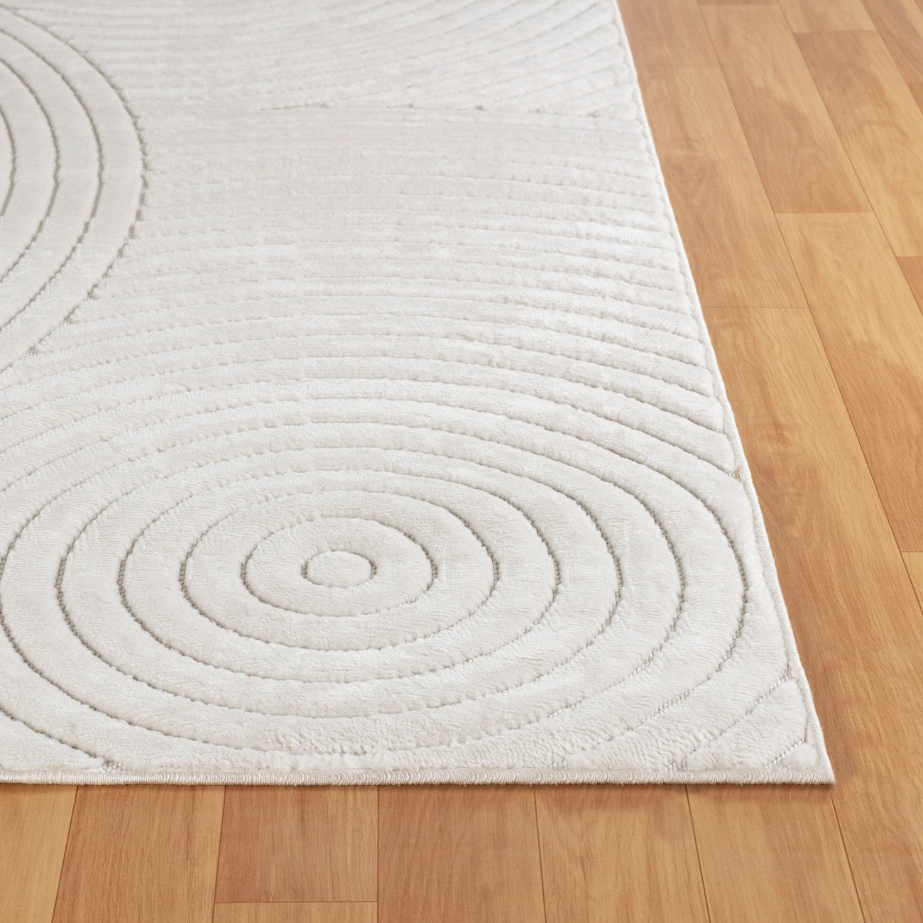 KOANA Indoor & Outdoor Scandi Modern White Area Rug Front