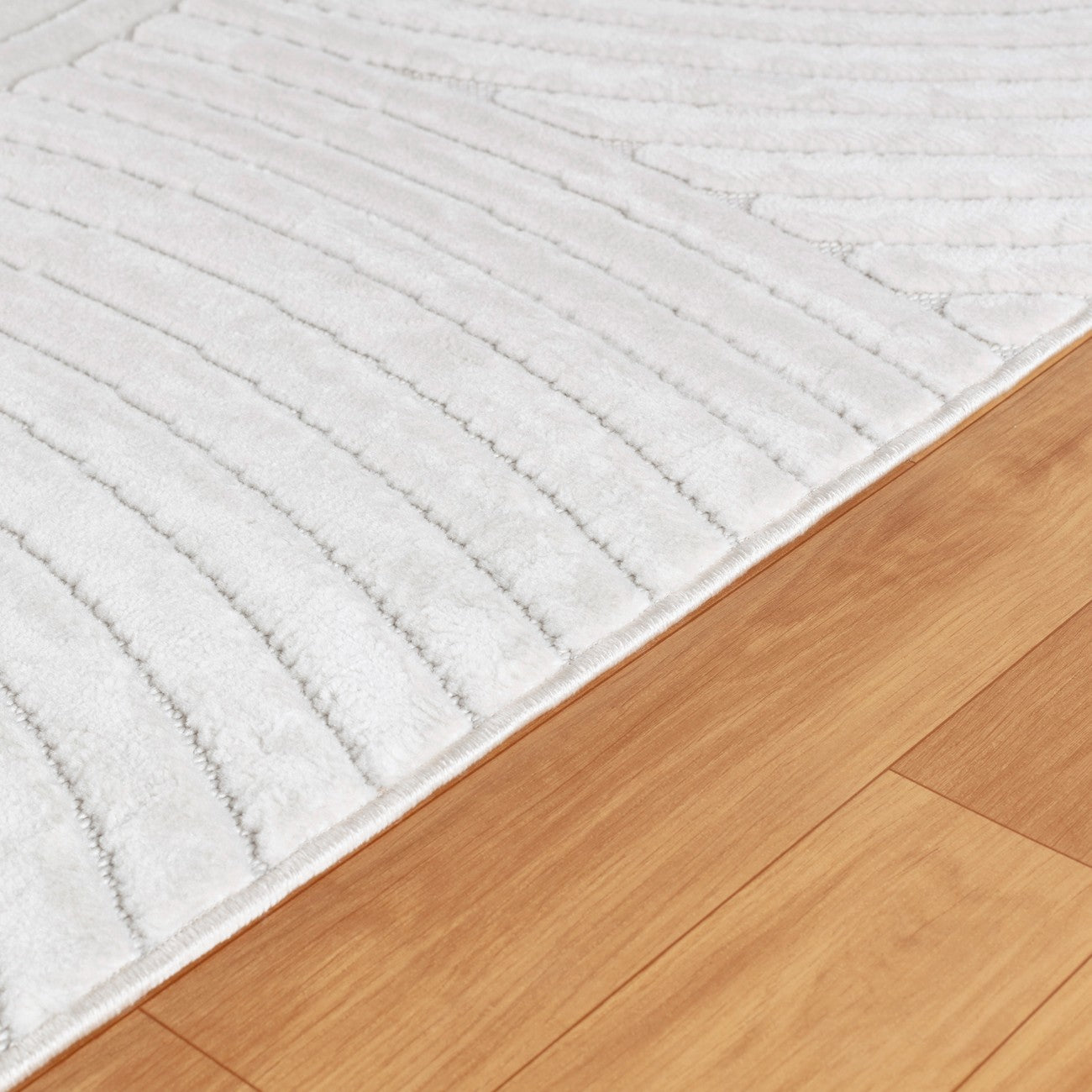 KOANA Indoor & Outdoor Scandi Modern White Area Rug Texture