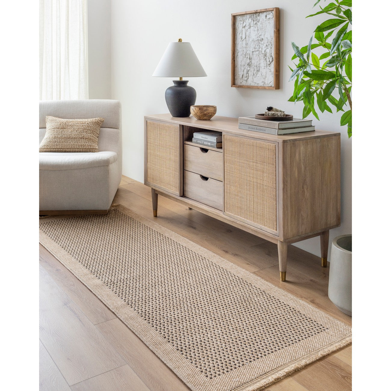 LORI Indoor & Outdoor Cottage Jute-Look Beige/Brown Area Rug Roomscene