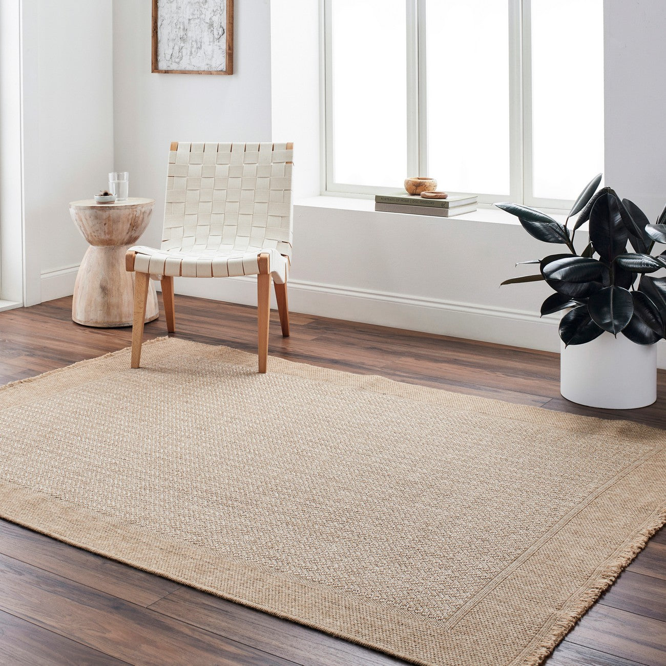 JENNY Indoor & Outdoor Cottage Jute-Look Beige/Tan Area Rug Roomscene