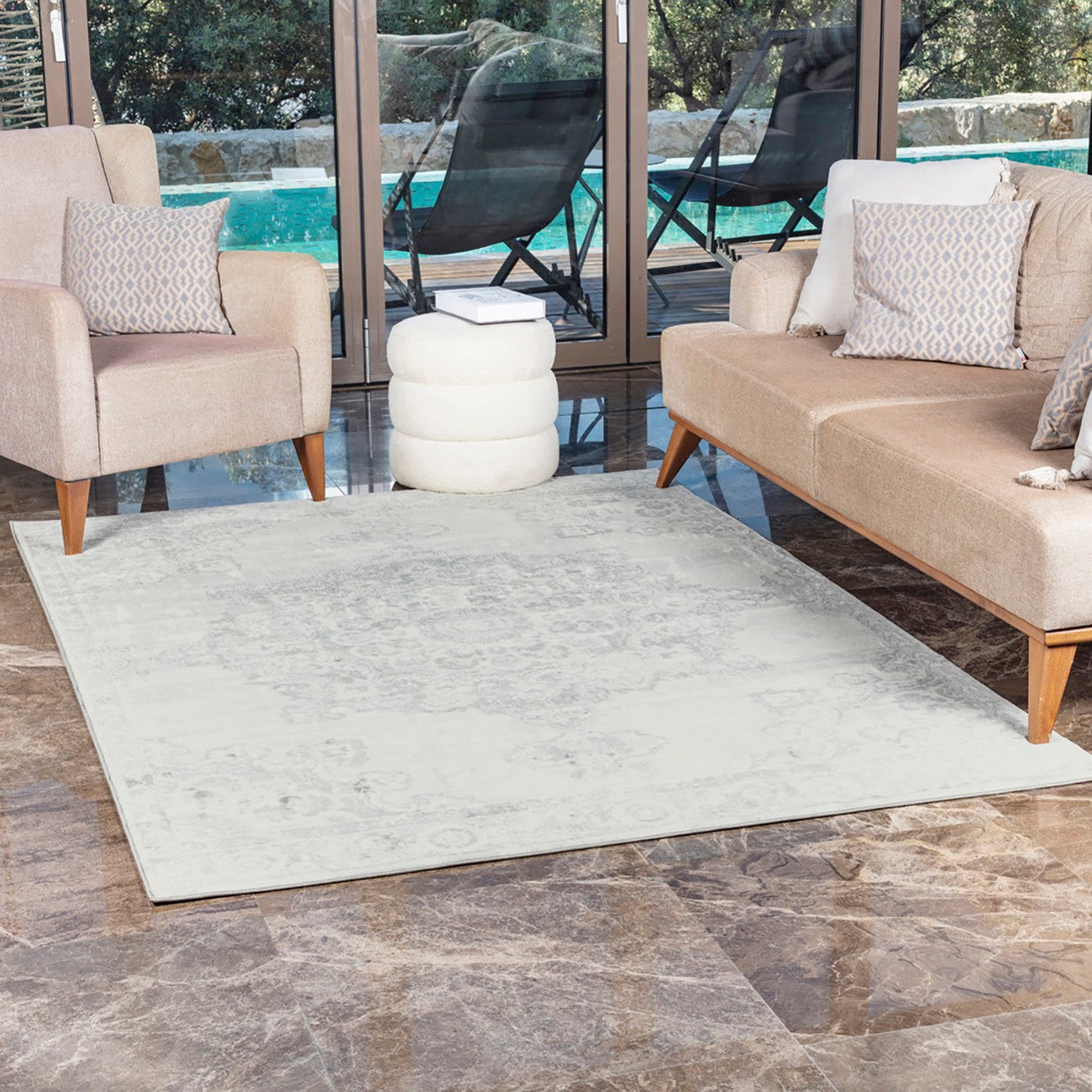 LOLA Vintage Traditional Oriental Boho Cream Area Rug Styleshot