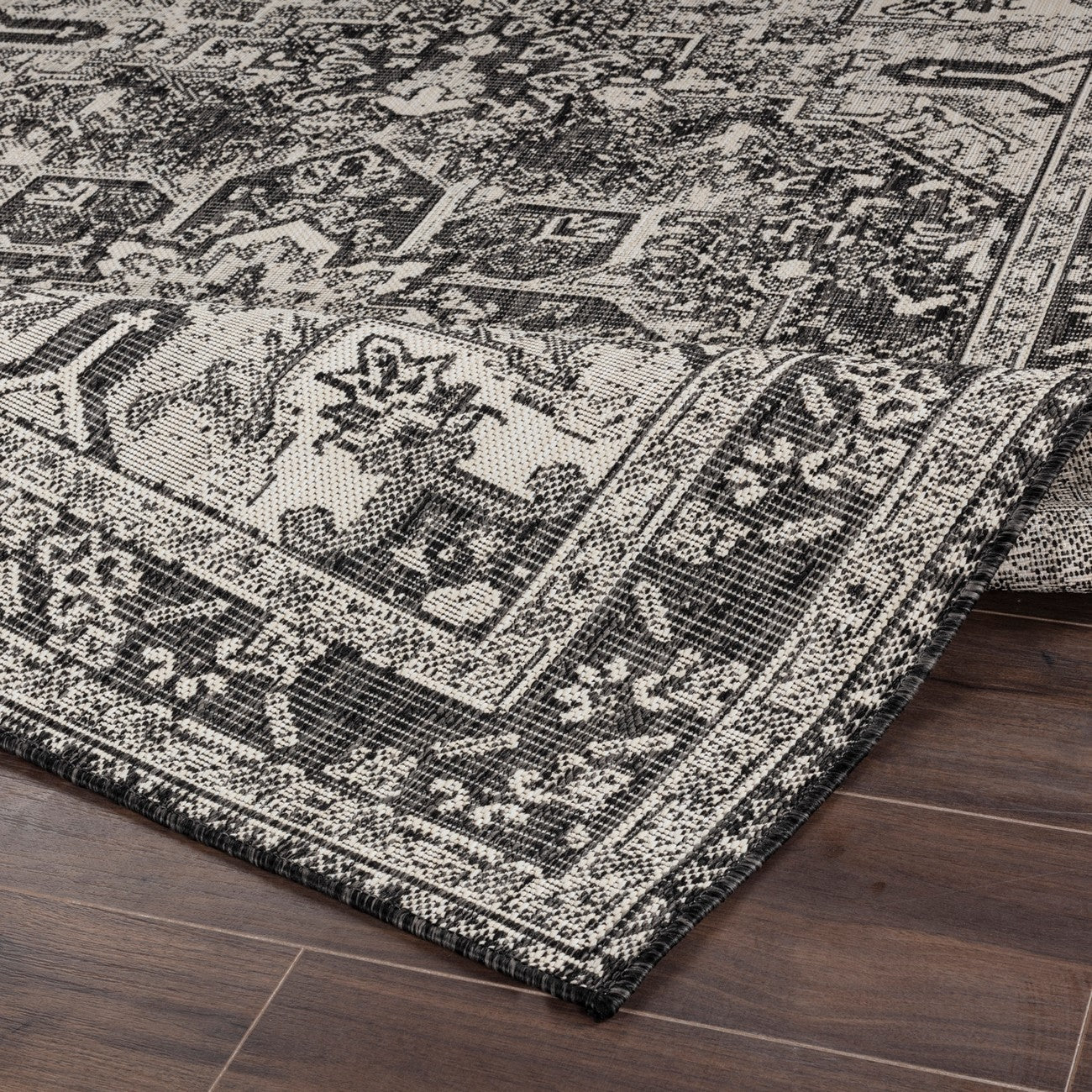 ELLY Indoor & Outdoor Traditional Light Grey/Cream Area Rug