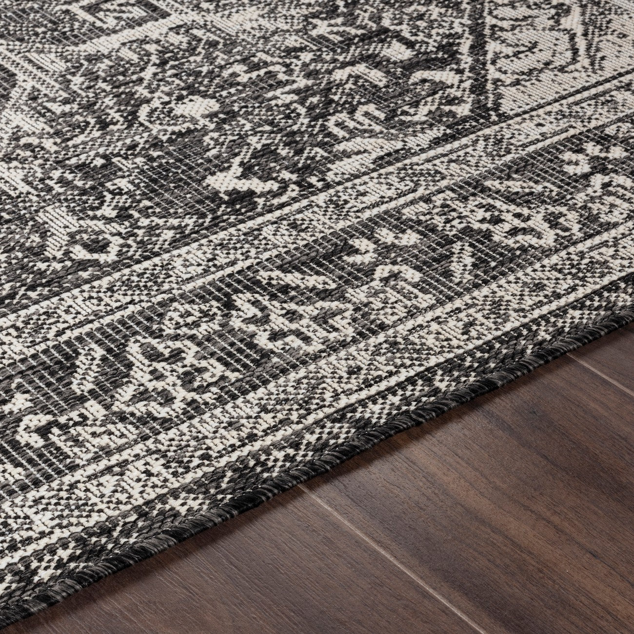 ELLY Indoor & Outdoor Traditional Light Grey/Cream Area Rug