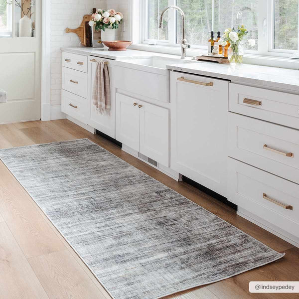 Braxton Area Rug