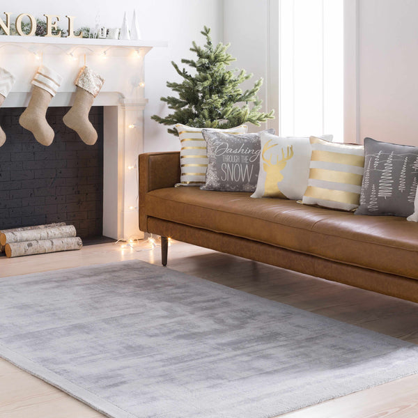 Niota Sheen Light Gray Premium Rug