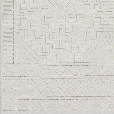 Plumtree Textured White Outdoor Rug